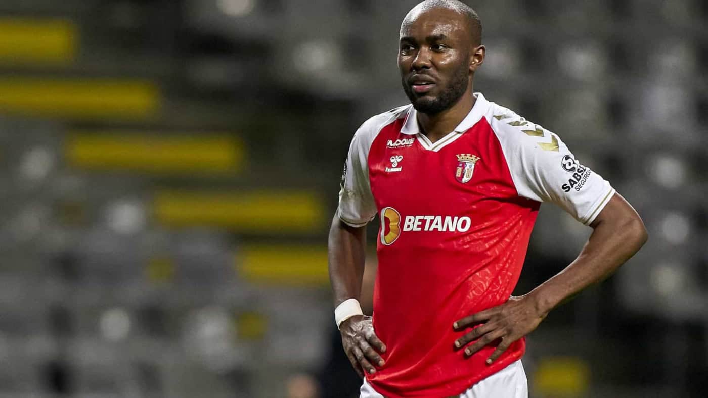 Salvador pede 20ME por Al Musrati