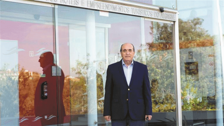 A denúncia dos prémios de turismo comprados e a demissão do presidente da AHETA