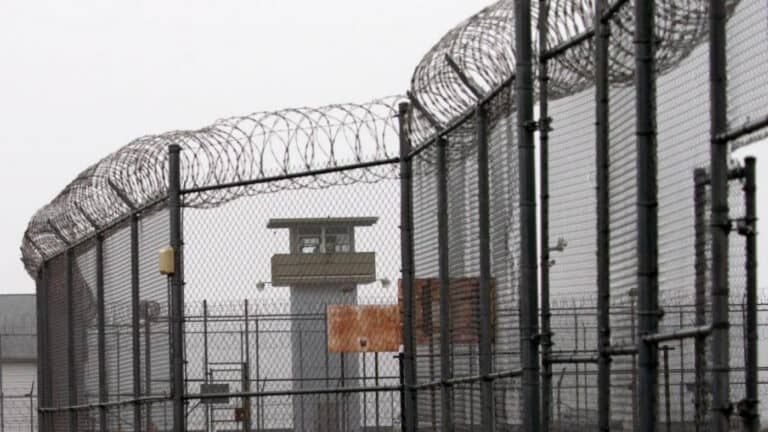 Serviços Prisionais abrem inquérito à morte de recluso de Braga