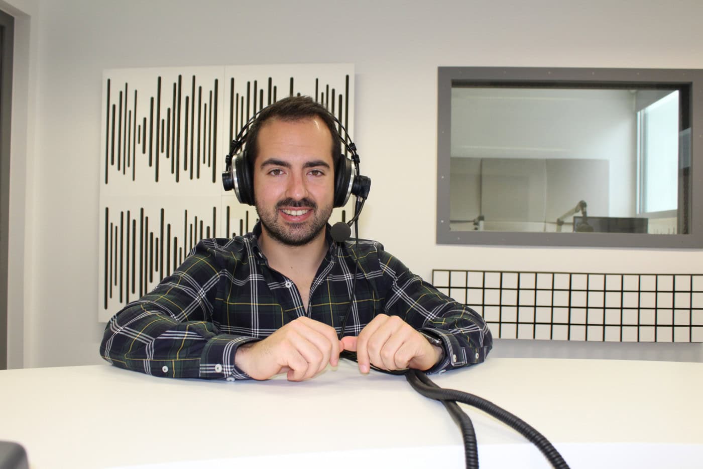 "Ainda não há uma verdadeira oportunidade para os jovens na política"