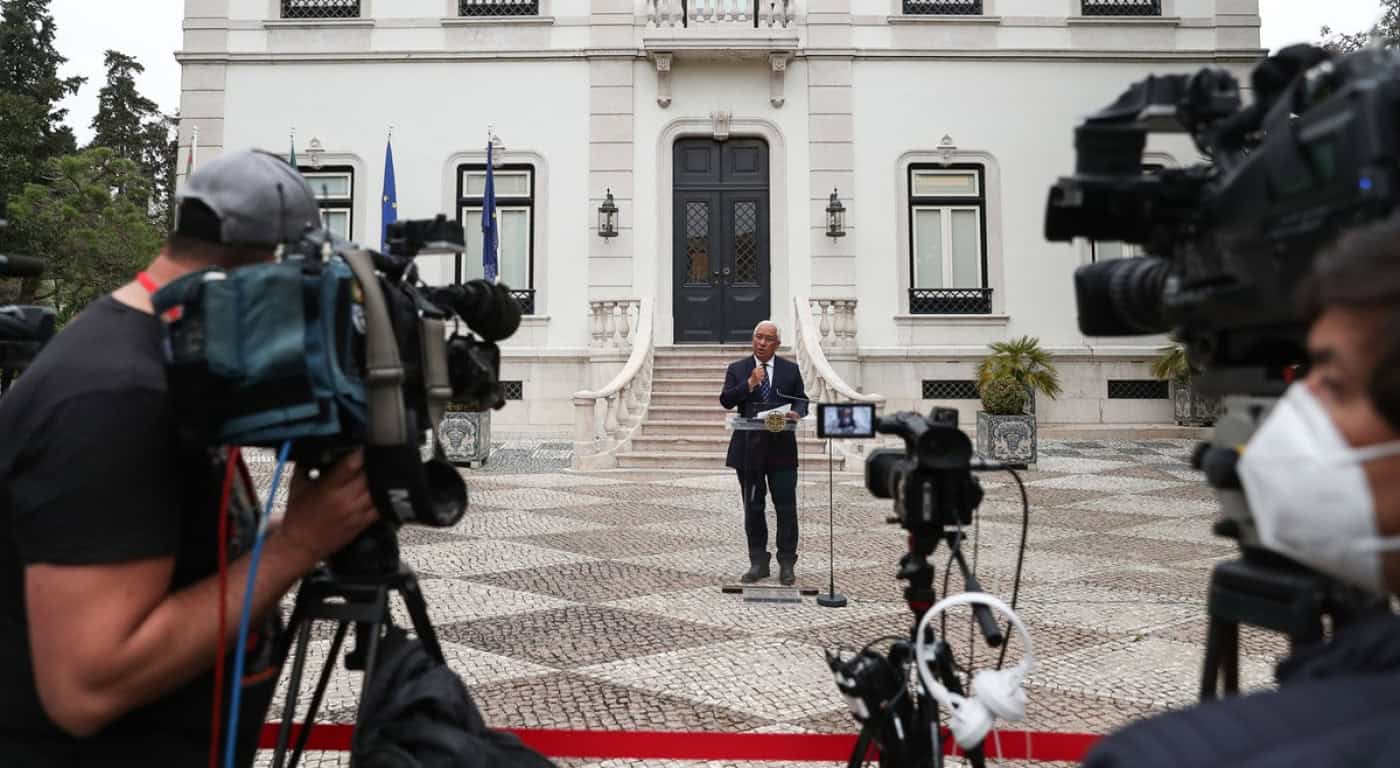 Maioria aprova plano de reabertura gradual do governo