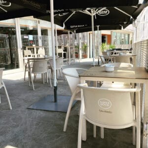 Esplanadas e pequeno comércio reabrem segunda-feira