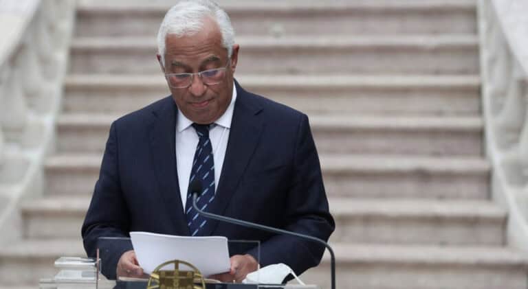 António Costa apela aos portugueses para que evitem convívios na Páscoa