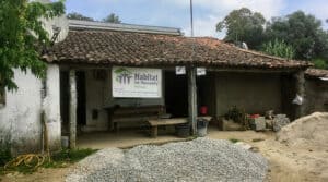 Ausência de voluntários coloca em causa projeto de apoio à habitação