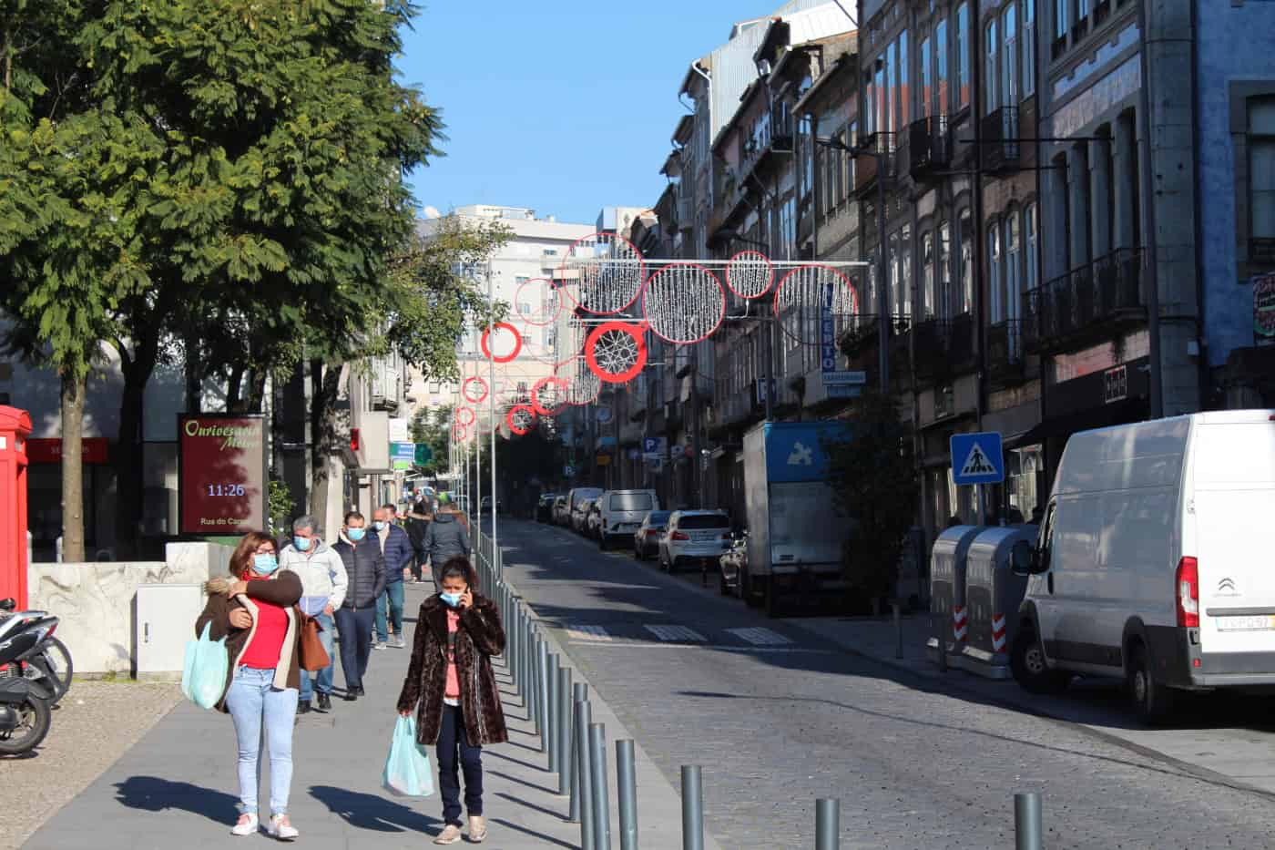 Covid-19: Portugal regista mais&nbsp;6 mortes e 159 novos casos; sobem internamentos