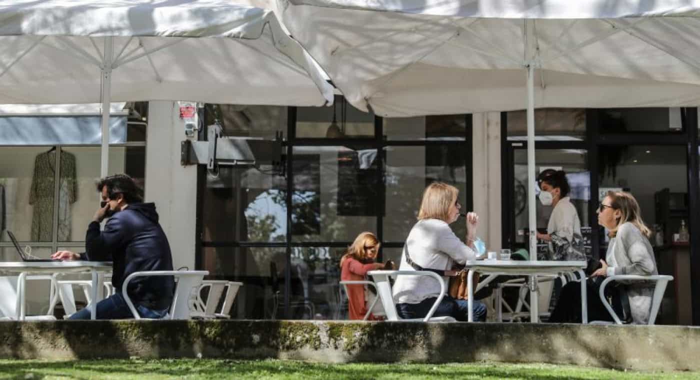 Portugal fora de tendência europeia “preocupante” de infeções e mortes