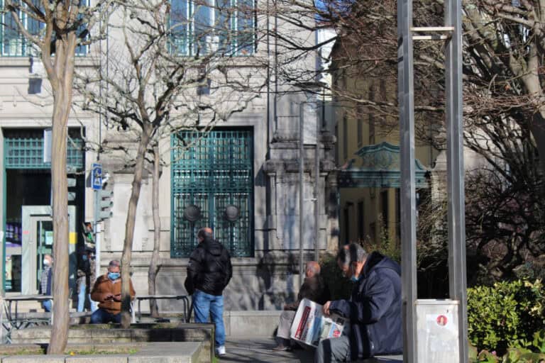 Covid-19: Portugal regista duas mortes e 501 infetados; internamentos continuam a baixar