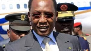 Presidente do Chade morre durante visita aos militares na linha da frente