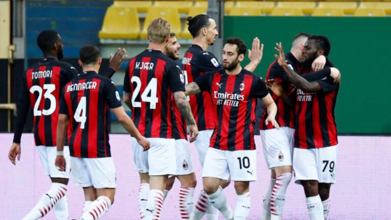 AC Milan anuncia saída da Superliga europeia