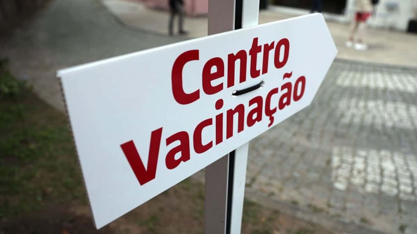 Portal do auto-agendamento para vacinação começa hoje a funcionar