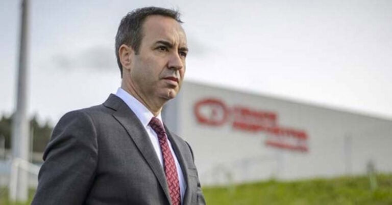 "Vamos encontrar uma solução para que os adeptos tenham um estádio em condições"