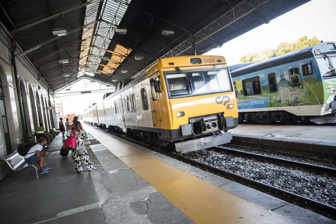 António Costa inaugura hoje modernização da linha do Minho