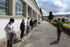 Da nova farda ao corte de cabelo, jovens recrutas entram no&nbsp;RC6 para ficar