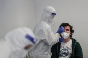 Portugal contabiliza mais cinco mortes e 353 casos de Covid-19