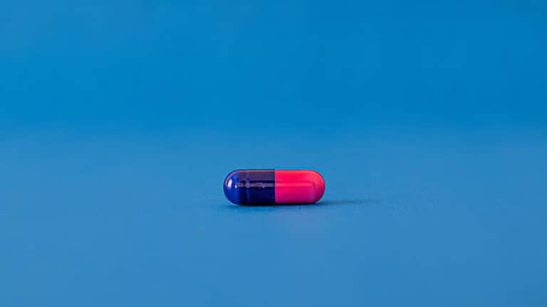 Pfizer testa novo medicamento para curar infeção por Covid-19