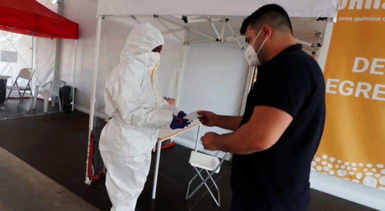 Portugal com mais 3 mortes e 572 novos casos de covid-19