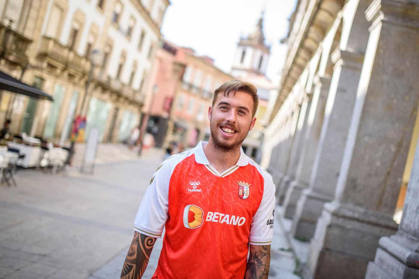 SCB compra Iuri Medeiros ao Nuremberga