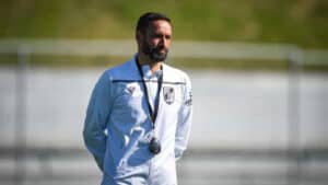 Treinador do Vitória SC admite que "erros individuais" têm condicionado