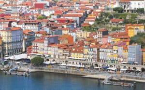 Preço das casas volta a acelerar no final de 2020