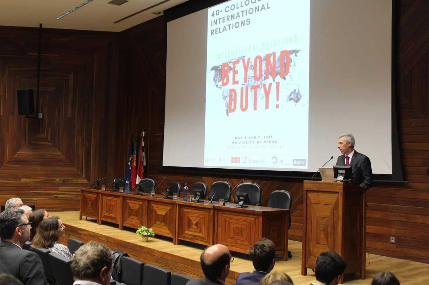 Ministro da Defesa nos colóquios de Relações Internacionais esta 5.ª feira