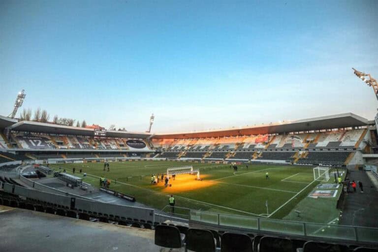 Adeptos na última jornada. Vitória SC alerta para falta de verdade desportiva