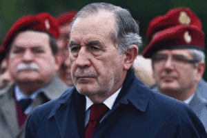 28 Ex-chefes de Estado-Maior assinam carta a contestar processo de reforma nas Forças Armadas&nbsp;