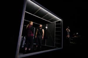 A democracia sob o olhar da geração dos 90 chega ao Theatro Circo