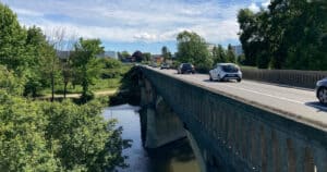 "É muito mau Portugal estar à espera do PRR para fazer a ponte sobre o Ave"