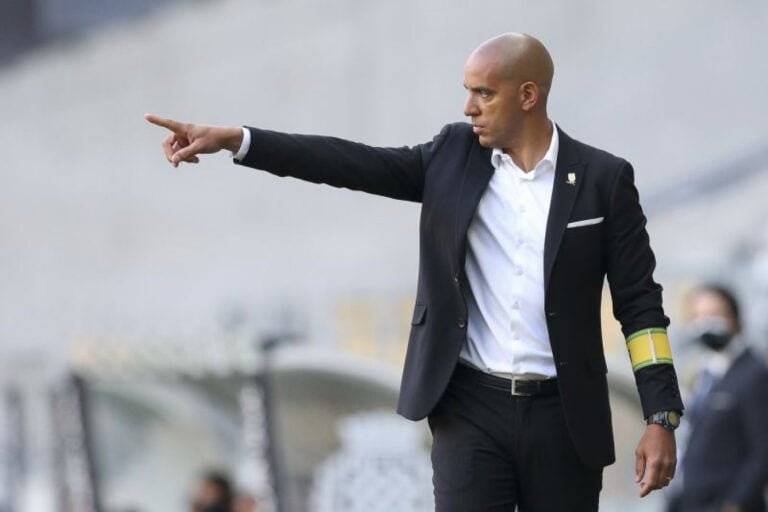 Pepa oficializado como treinador do Vitória SC esta sexta-feira