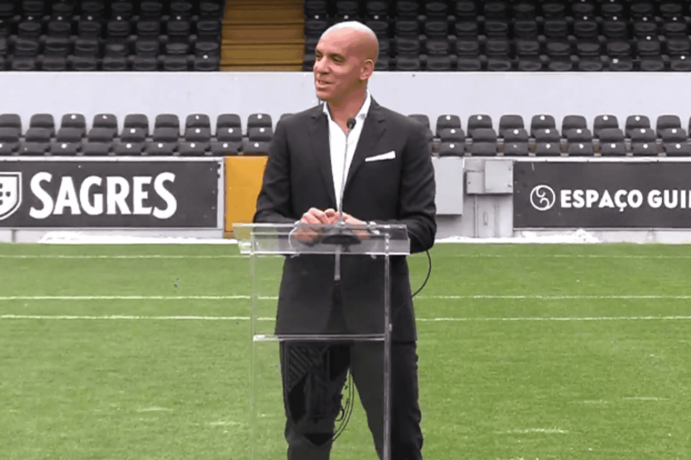 Pepa. "Ser treinador do Vitória SC era um objetivo de há muito"