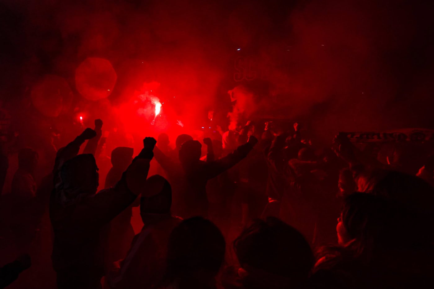 Dois detidos por uso de material pirotécnico nos festejos do Sporting de Braga