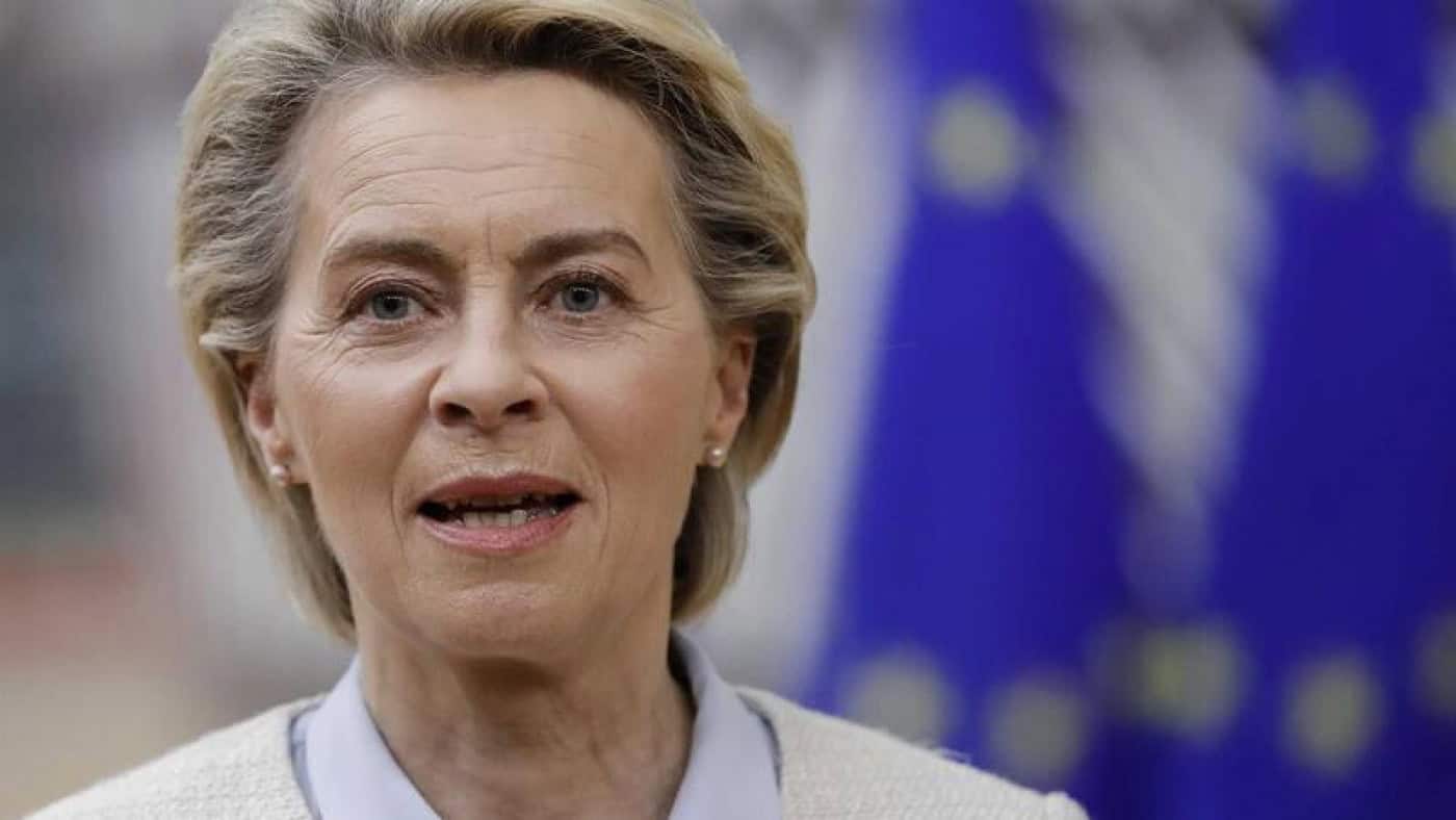 Von der Leyen promete "consequências graves" para Bielorrússia por desvio de voo