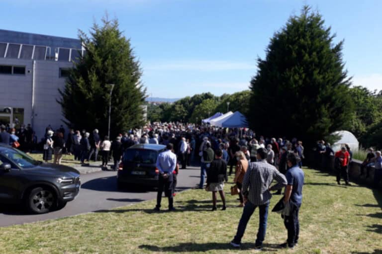 Vacinação em Barcelos atrasada duas horas por lentidão do sistema informático