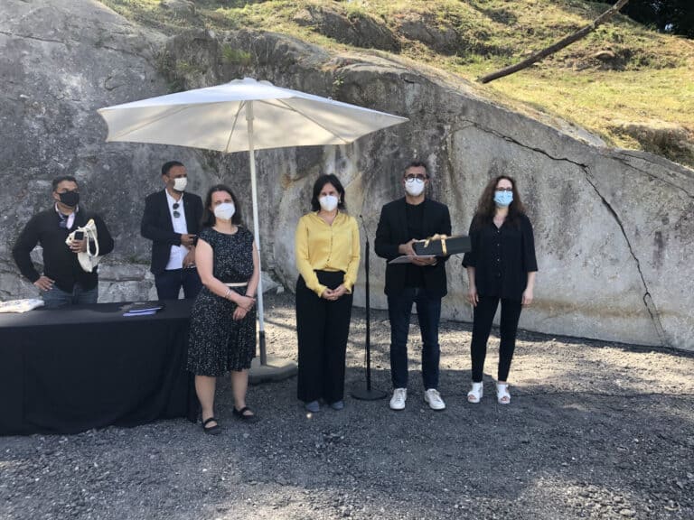 Construtora dst atribui 21 bolsas de estudo a jovens de etnia cigana