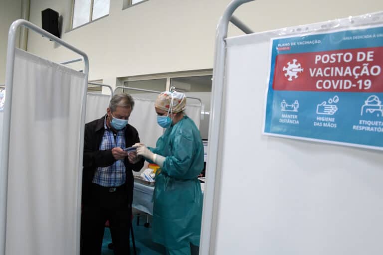 Recorde de vacinação em Famalicão: 1796 utentes vacinados esta quarta-feira