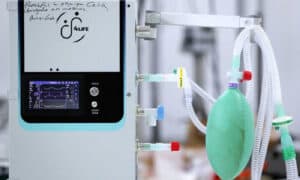 Um ano depois, ventilador Atena ainda não foi utilizado nos hospitais