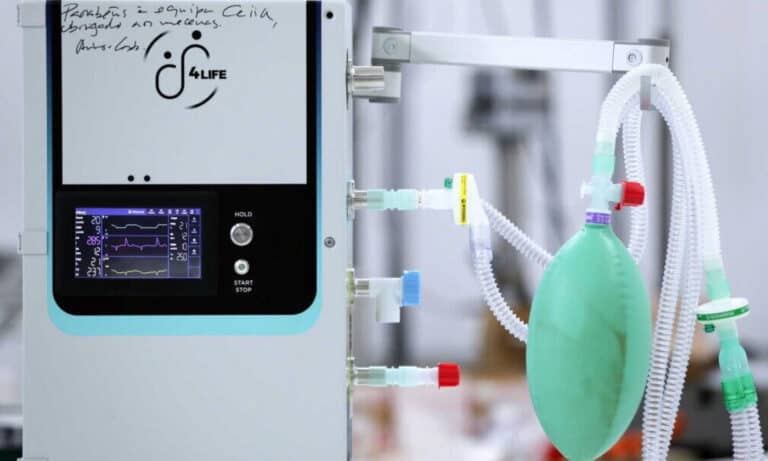 Um ano depois, ventilador Atena ainda não foi utilizado nos hospitais