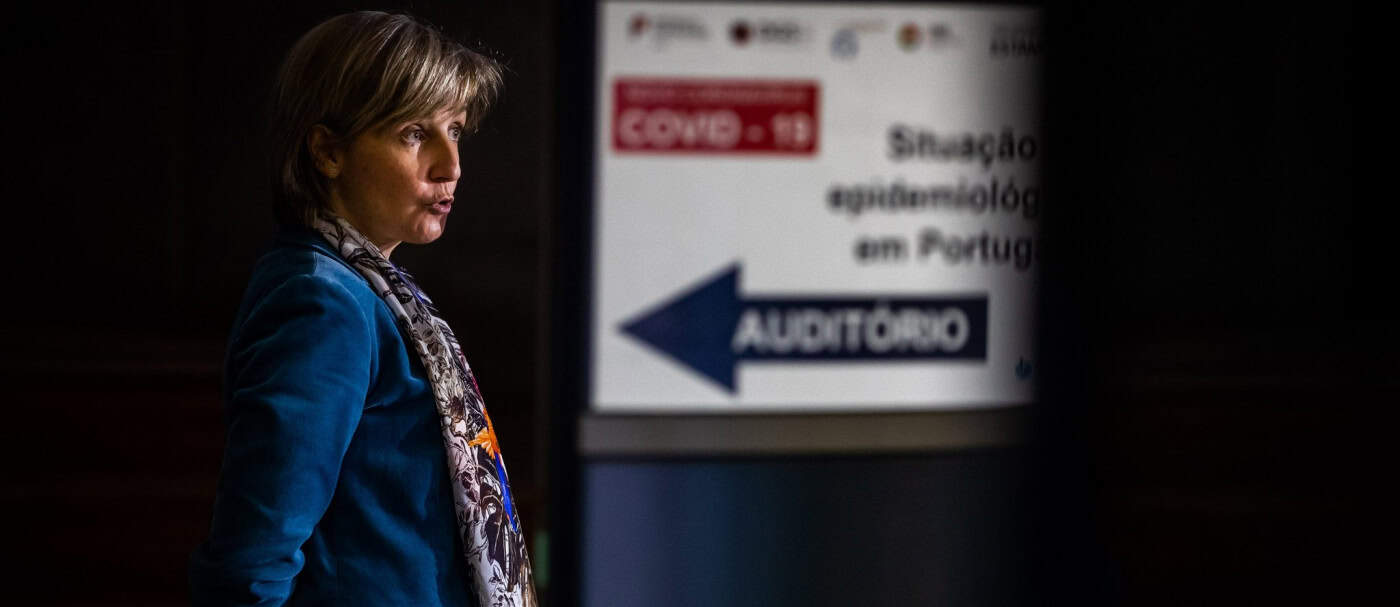 Vão ser apresentadas novas etapas para o desconfinamento na reunião no Infarmed