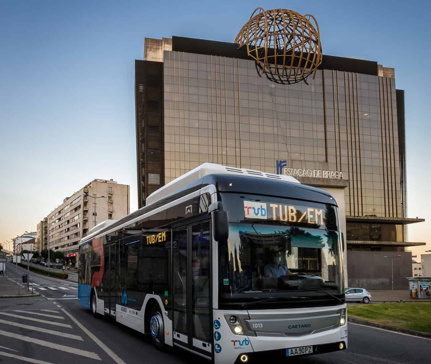 Comentadores do 'Praça do Município' duvidam da proposta de Pires para os TUB