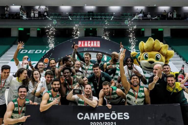 Sporting vence FC Porto na negra e sagra-se campeão de basquetebol