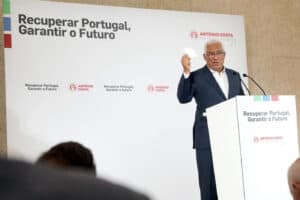 António Costa garante habitação condigna para todos até 2024