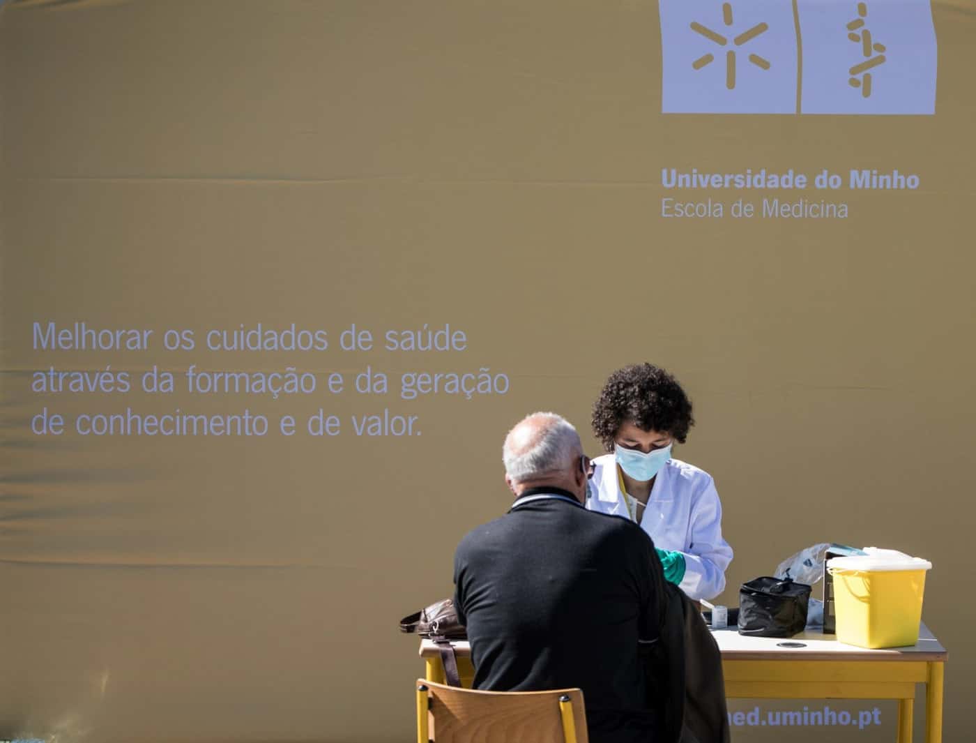 Estudantes de Medicina da UMinho realizam rastreios gratuitos a toda a academia