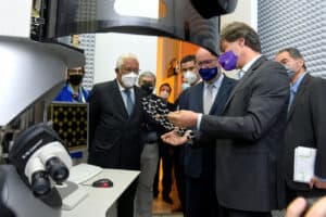 Costa quer Portugal "na linha da frente" da transição tecnológica na Europa