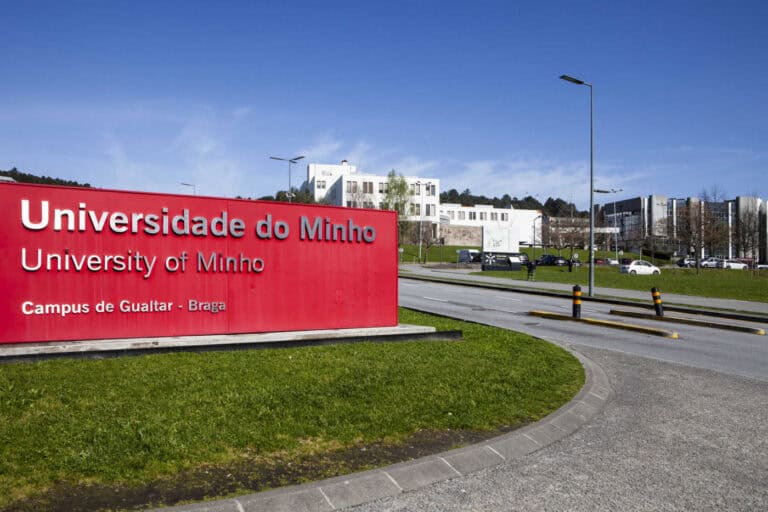 UMinho está entre as 600 melhores academias do mundo