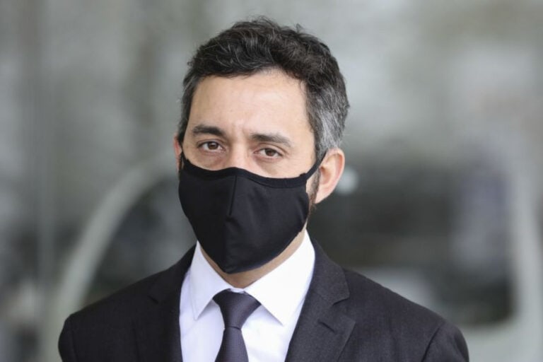 Eduardo Pinheiro já não é candidato à Câmara do Porto