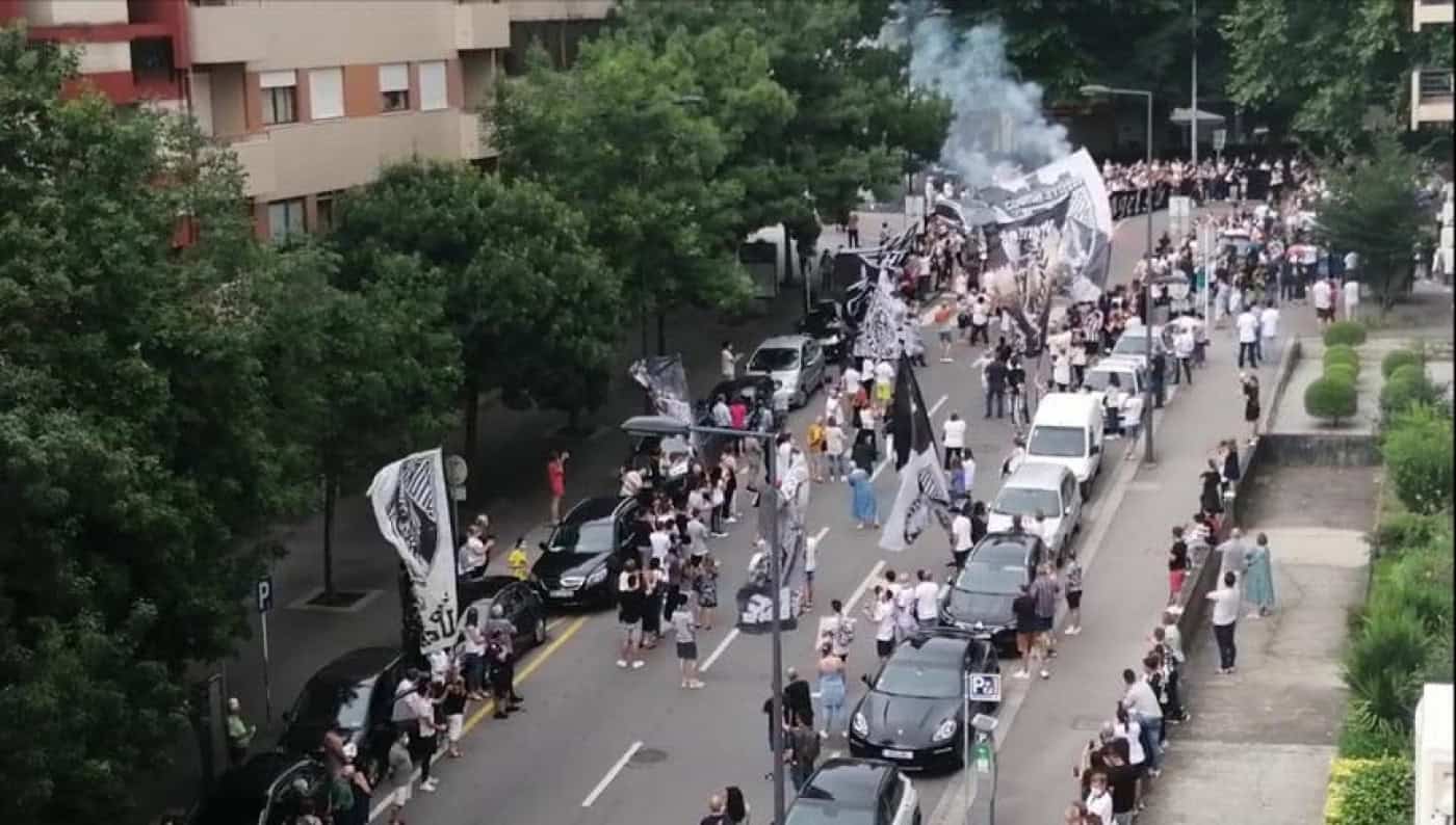 Guimarães saiu à rua para se despedir de Neno
