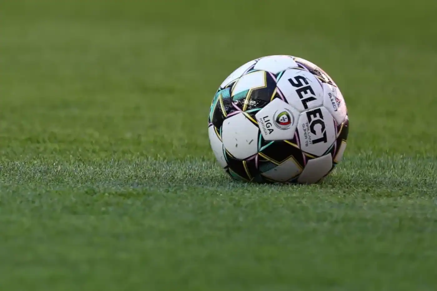 Liga Nos regressa a 7 e 8 de agosto e termina no de 14/15 de maio