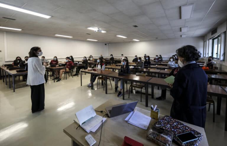 Vagas só vão aumentar nos cursos com notas mais altas