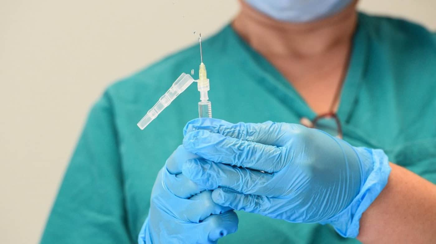 Task force recua: autoagendamento arranca apenas para maiores de 37 anos