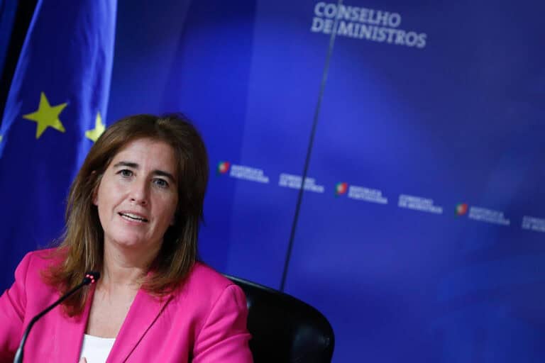 “É inaceitável termos situações de trabalho temporário que duram décadas”